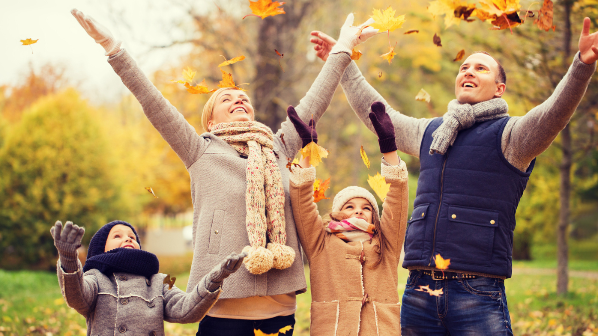 62 Fun Fall Activities on a Budget To Enjoy With Your Friends This Fall
